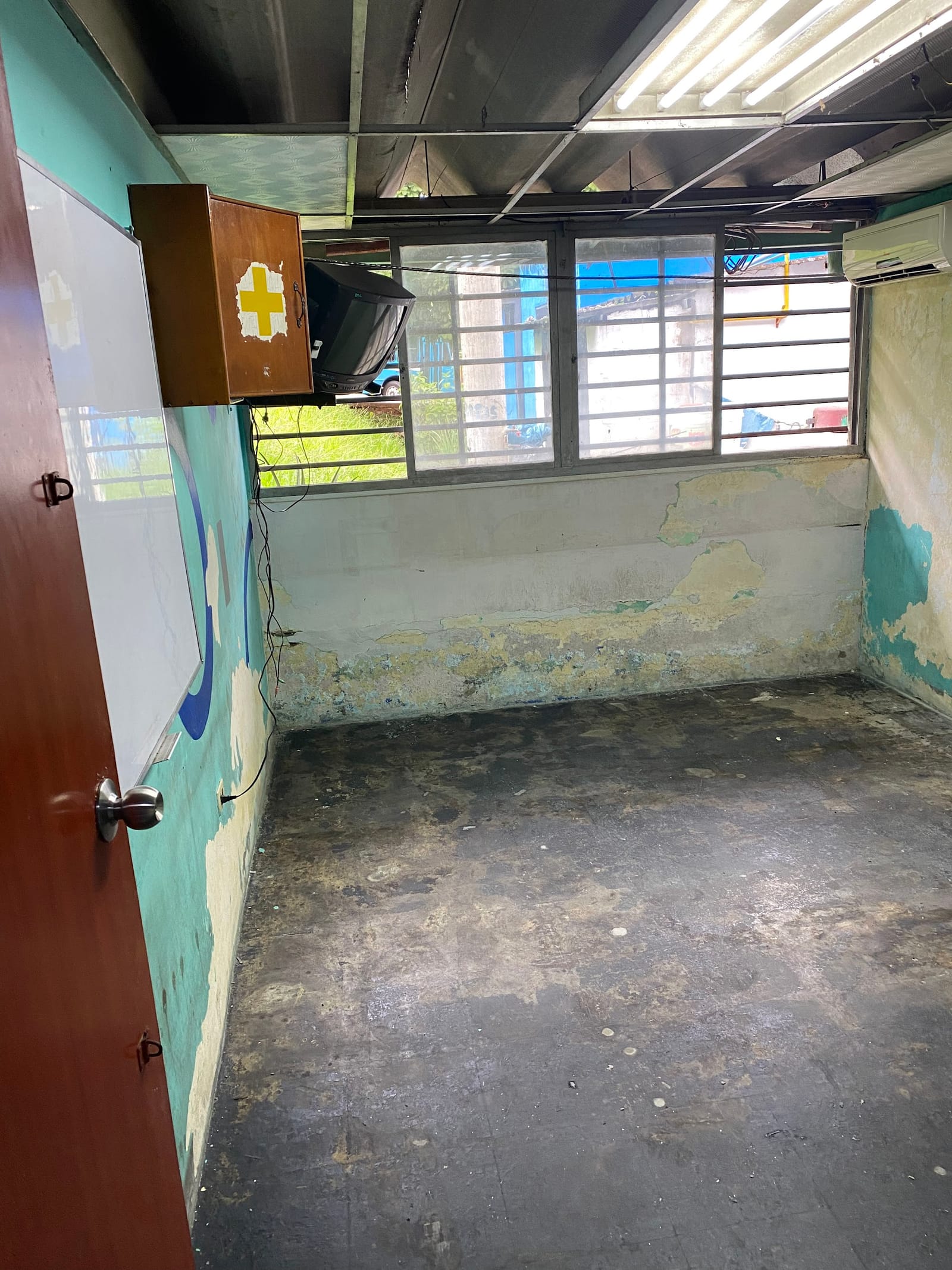 Limpieza Sede Psicologia — foto 18