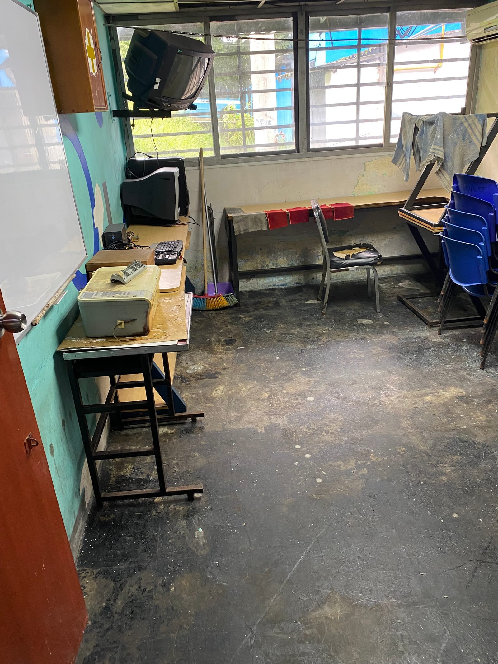 Limpieza Sede Psicologia — foto 21