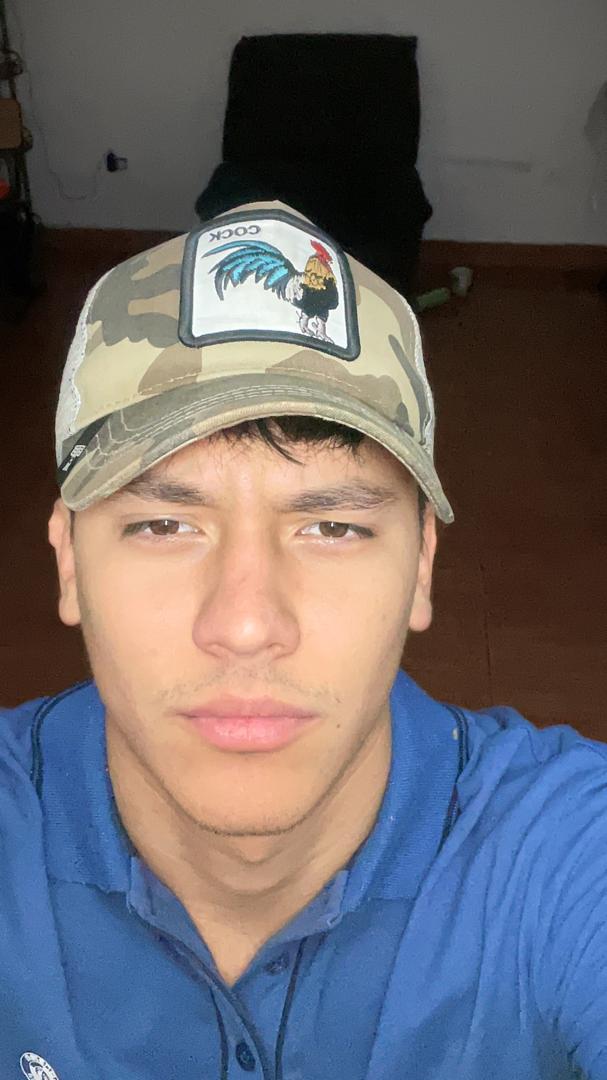 Roberth Miguel Olivares Carrero — Estudiantil